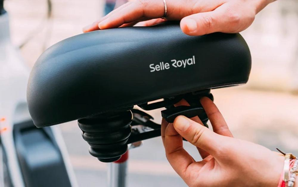 Selle Royal Torx Premium Fahrradsattel schwarz, stoßabsorbierend, ergonomisch, hoher Komfort für entspannte Sitzposition.