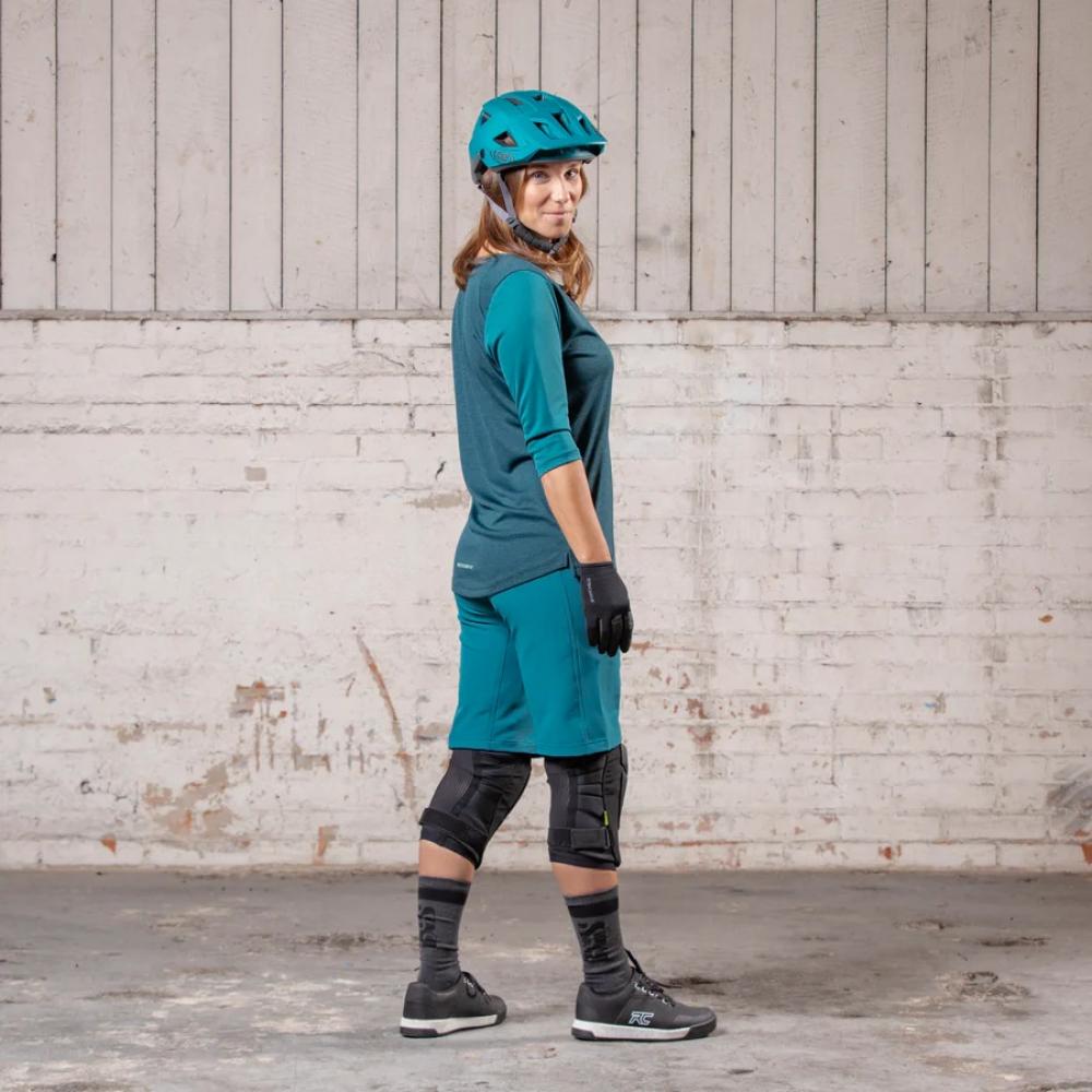 IXS Sports Division iXS Carve X Women Henley 40 Everglade/Solid Everglade - atmungsaktives Bike-Jersey