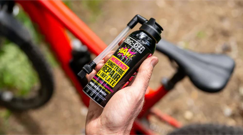 Muc-Off B.A.M! 125 ml Pannenspray Pink - Schnelle Reifenreparatur mit Latexschaum