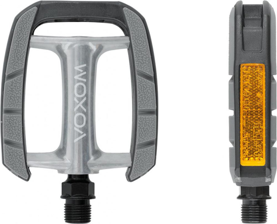 Voxom Fahrradpedal Touring Pe12, schwarz-grau, für E-Bikes, mit orangefarbenem Reflektor.