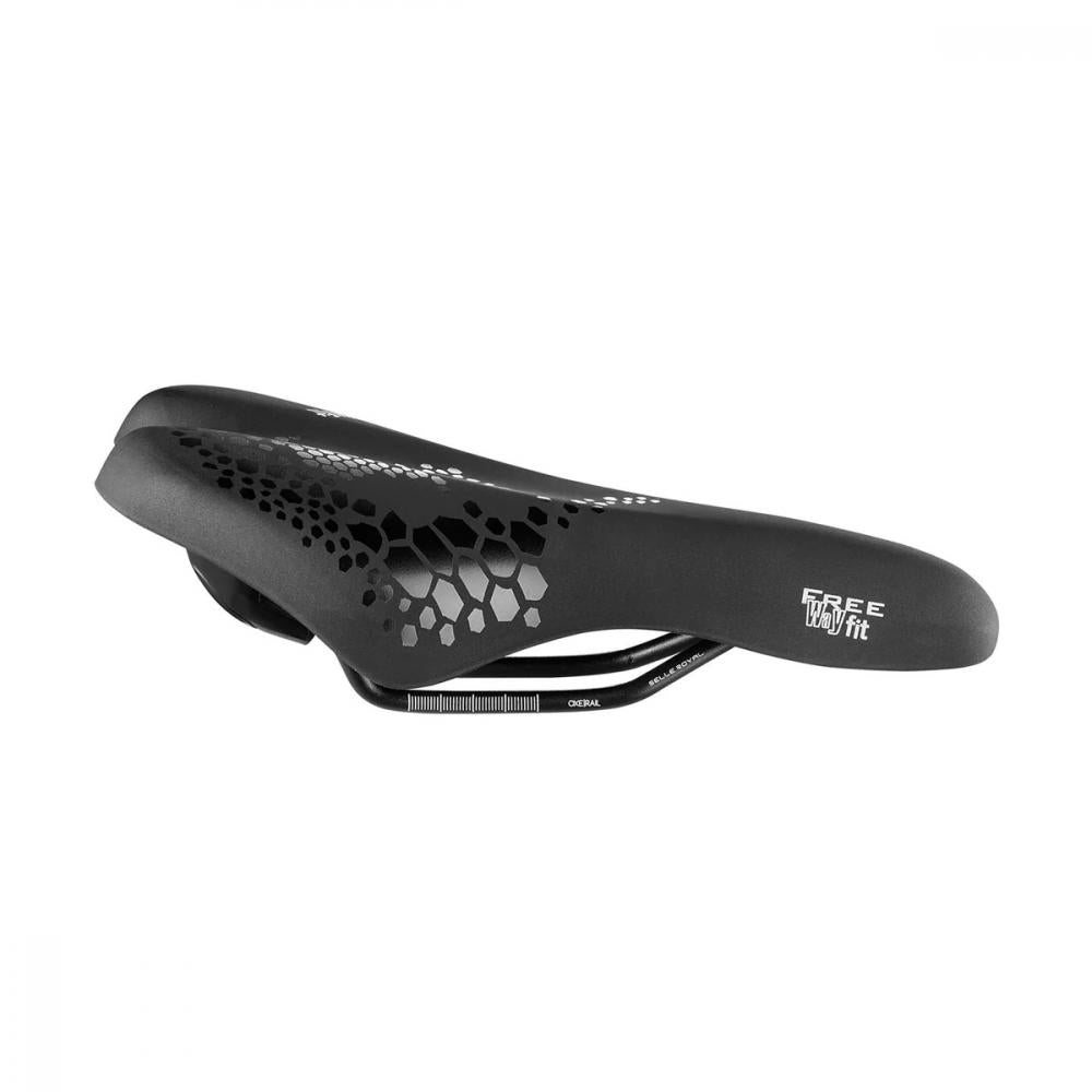 Schwarzer Selle Royal Freeway Fit Classic Unisex Fahrradsattel mit Slow Fit Foam für sportliche Fahrer.