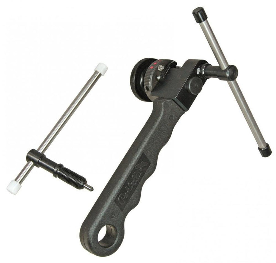 Nietwerkzeug Rohloff Revolver 3, schwarzes Fahrradkettenwerkzeug mit T-Griff und kleinerem Werkzeug.