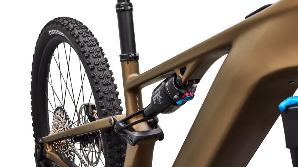 Specialized Turbo Levo R Comp E-MTB 29 Zoll - Burnt Gold Metallic/Sandstone Metallic - Größe S6 - E-Mountain Bike
