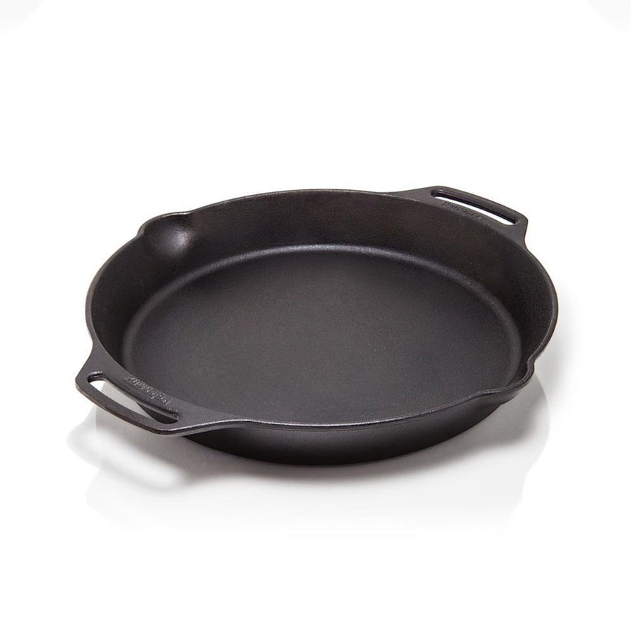 Petromax Feuerpfanne FP35H: Gusseiserne Pfanne Ø 35 cm, 3,5 l, zwei Henkel, für alle Herdarten, Backofen und offenes Feuer, sofort einsatzbereit