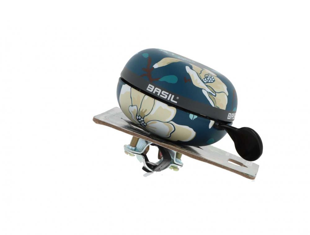 Basil Ding-Dong Fahrradklingel Magnolia teal blue mit beigem Blumenmuster und Halterung.