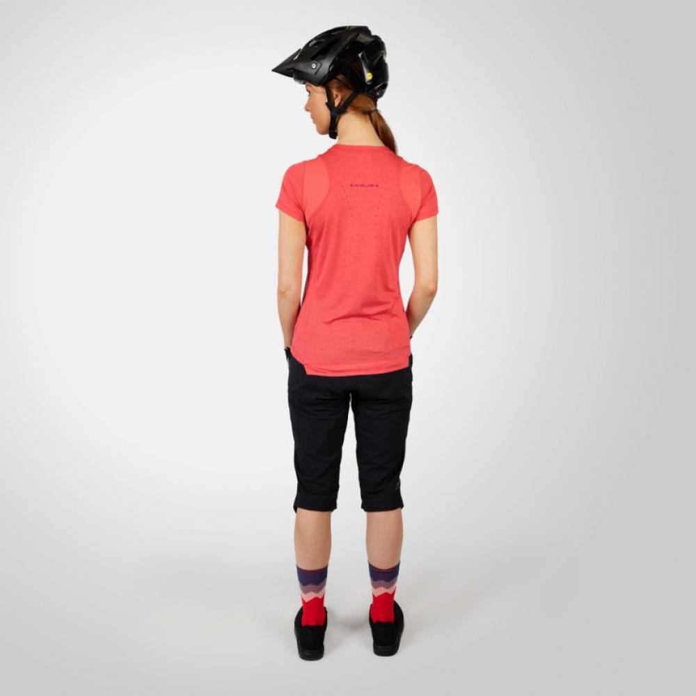 Endura Damen Hummvee Lite 3/4 Leichte 3/4-Hose für wärmere Tage schwarz Größe M