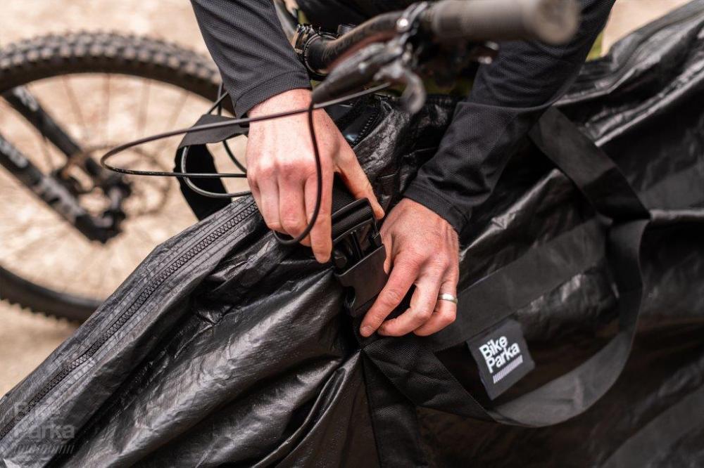 BikeParka Fahrradtransporttasche BIKE BAG Black - saubere Fahrradmitnahme