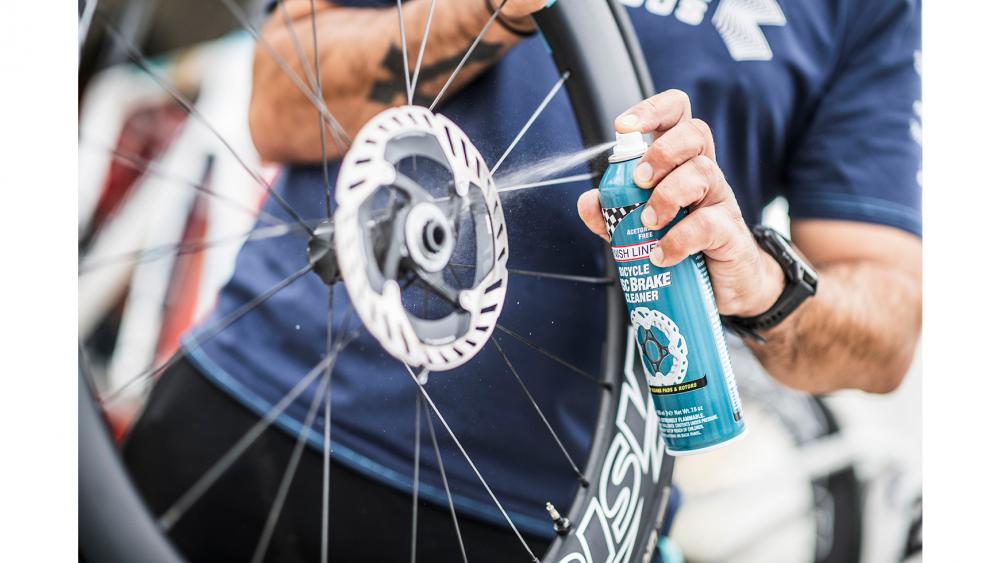 Finish Line Bremsscheibenreiniger 295ml - schnell trocknender Disc Brake Cleaner für Scheibenbremsen, entfernt Öl, Schmutz und Bremsstaub, rückstandsfrei