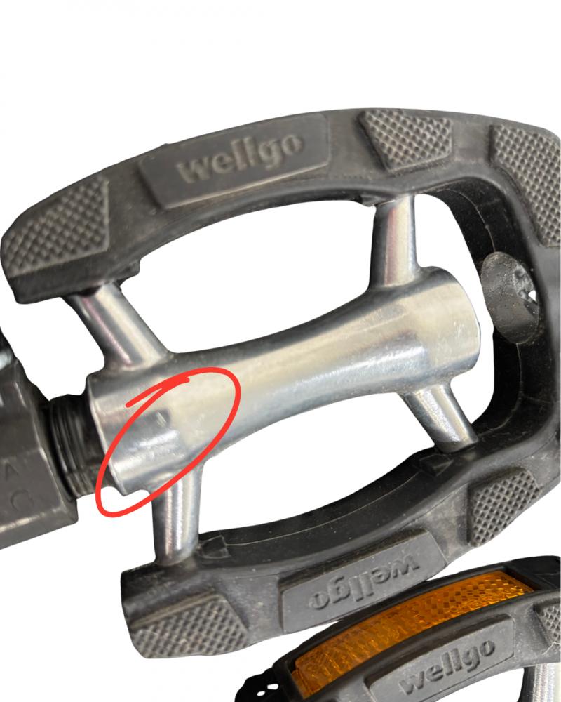 Retoure: Wellgo QR Anti-Rutschpedale 80 x 93 mm abnehmbar