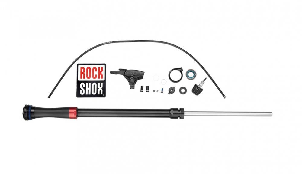 RockShox BoXXer Charger 2 RC2 Dämpfer Upgrade Kit mit Remote, Kabel und Zubehör auf weißem Hintergrund.