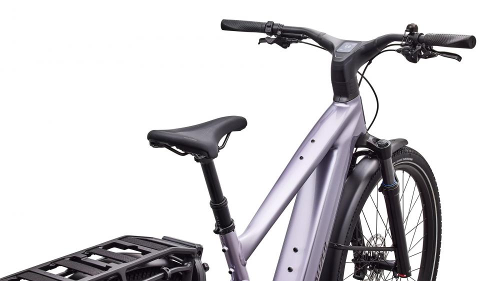 Specialized Turbo Vado 3 5.0 E-Trekkingbike - Größe L, Gloss Amethyst Frost Metallic, 840 Wh, 3.1 Motor