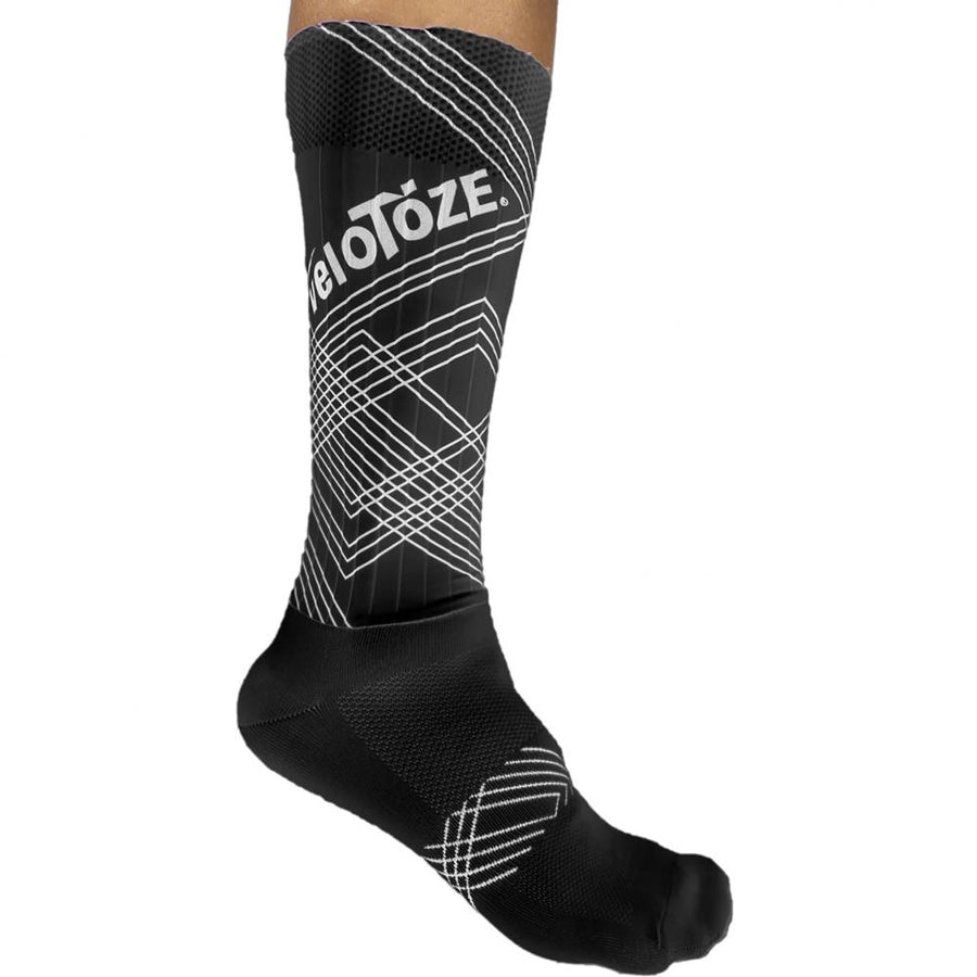 VeloToze Socken Aero XT schwarz S/M (37-42,5) - aerodynamische Rennradsocken