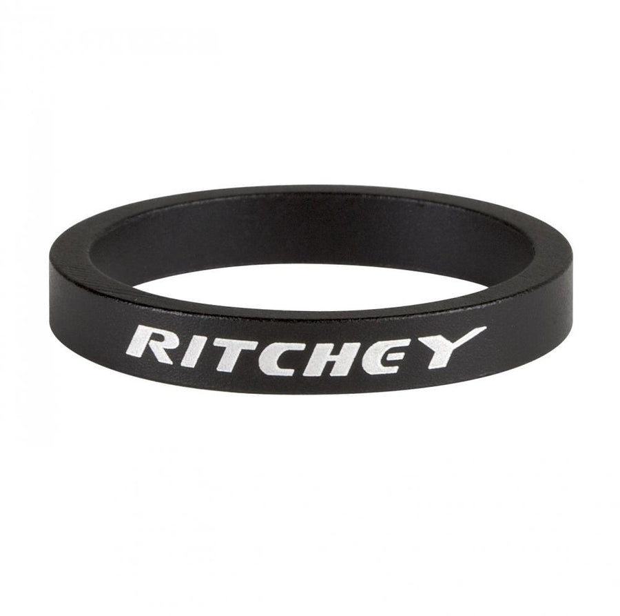 Ritchey Spacer 1 1/8 Zoll / 28.6mm, 5mm, schwarz für Fahrrad Steuersatz mit weißem Logo.