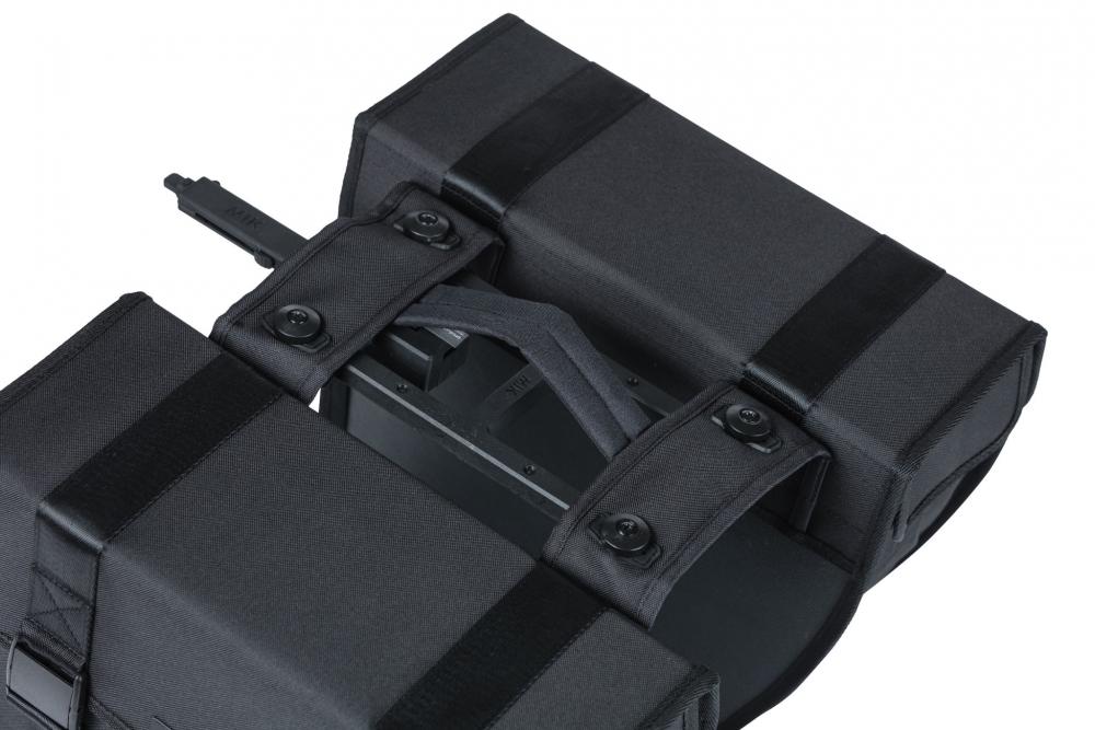 Basil Tour MIK Doppelfahrradtasche - 28 Liter Schwarz