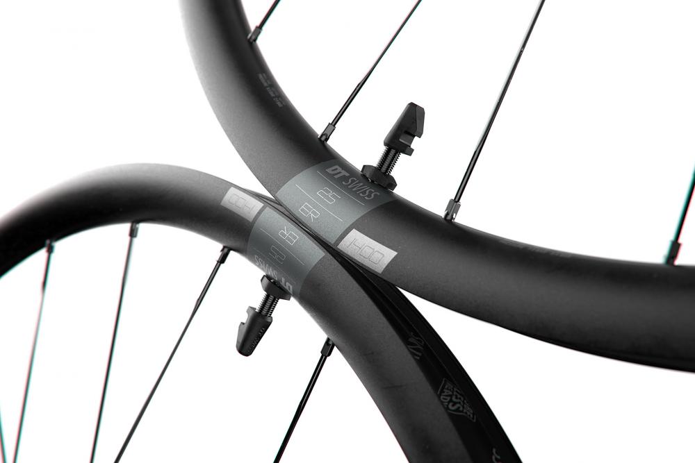 DT Swiss Laufrad ER 1400 DICUT 29" 622 x 30 mm schwarz - leichtes, tubelessfähiges Disc-Vorderrad