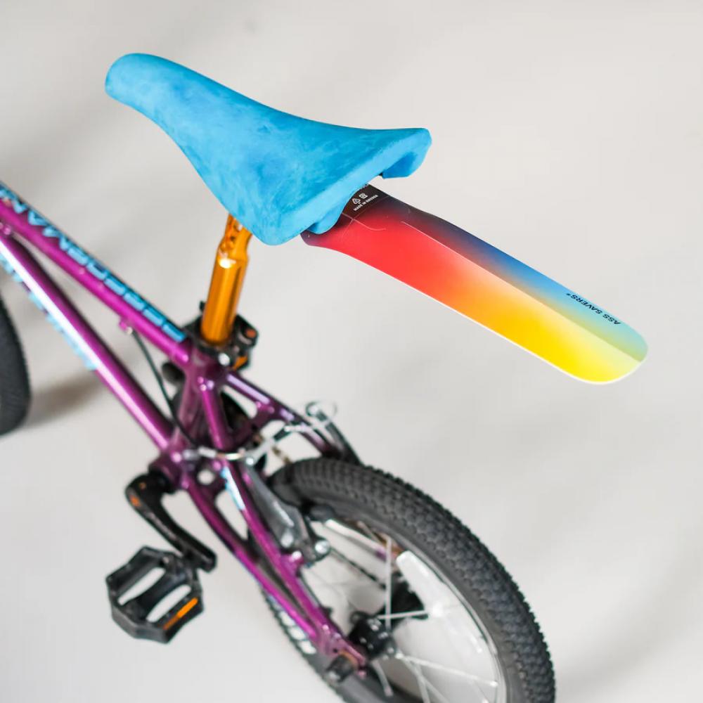 Ass Savers ASR-1 Regular Spektrum Spritzschutz  Leichter, werkzeugfreier Hinterrad-Schutz für Rennrad, Gravel und Singlespeed, passend für 2335 mm Reifen, patentiertes FLIP-TIP