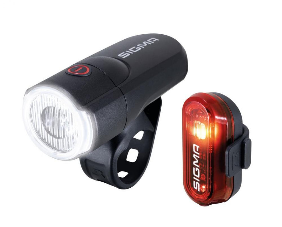 SIGMA AURA 30/Curve Fahrradbeleuchtungsset: 30 Lux Frontlicht, 40 m Reichweite, 2 Leuchtmodi, StVZO-zugelassen, spritzwassergeschützt, werkzeugfreie Montage, 29 h Rücklicht