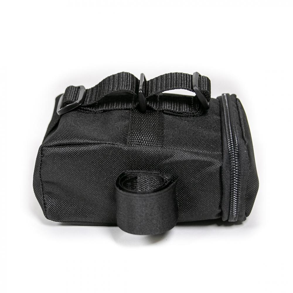 Haberland Satteltasche schwarz für Schlosskette, mit Riemen und Reißverschluss.