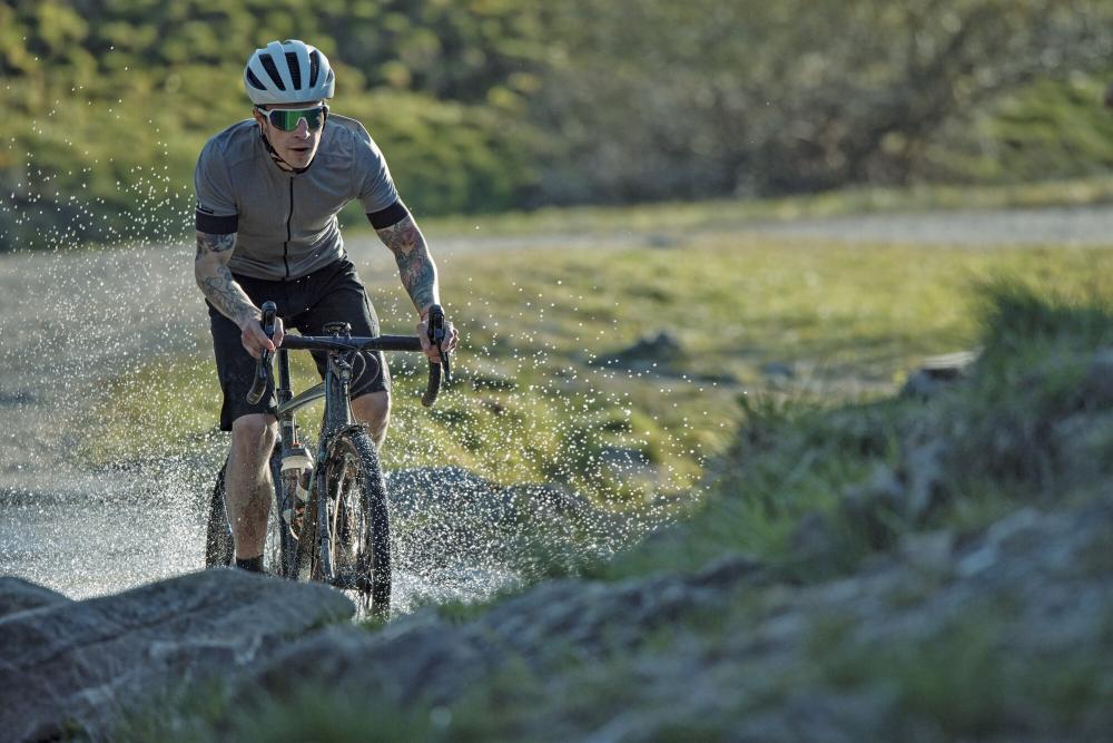 SKS Speedrocker Schutzblechset 28\" für Gravelbikes und Rennräder, Reifenbreite 23-42 mm, schwarz, Doppelspoiler vorne, ausziehbare Verlängerung hinten
