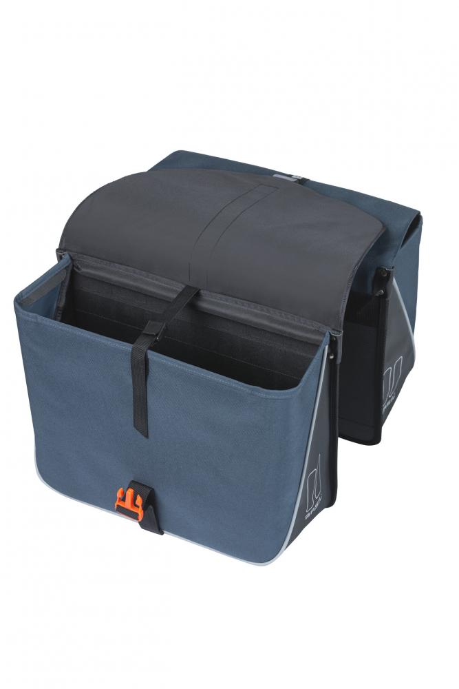 Basil Doppeltasche Forte Double Bag, 35 Liter, blau/schwarz, wasserabweisend, reflektierend, Klickverschluss, ideal für Gepäckträger, robuste Verarbeitung