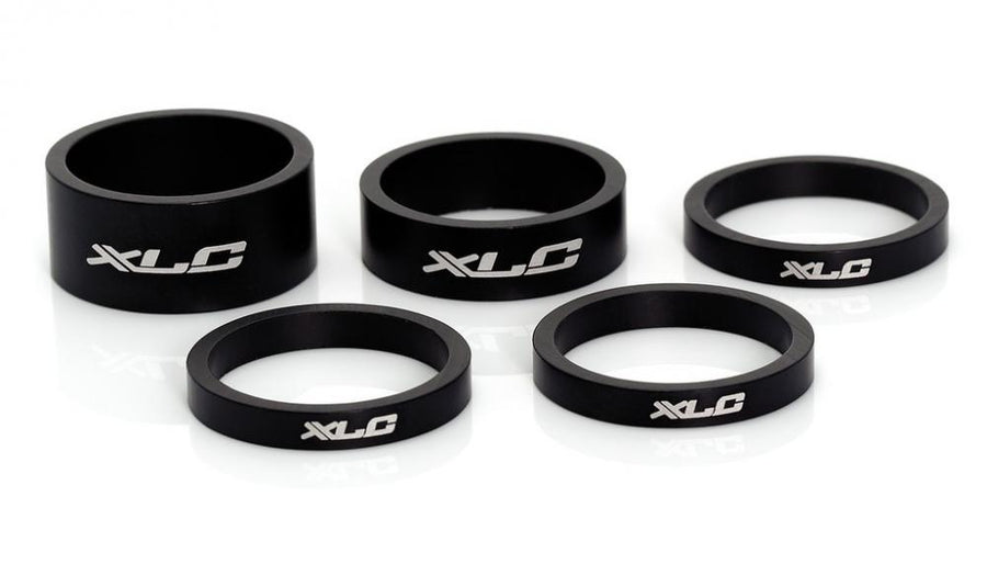 XLC A-Head Spacer-Set 1 Zoll, 3x5/1x10/1x15mm, Alu, matt schwarz, zur Lenkerhöhenanpassung.