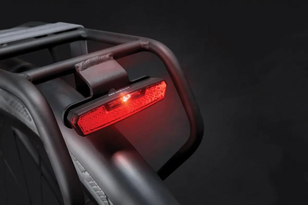 Axa Rücklicht E-Bike-Tr.-Rücklicht Juno 6-12V schwarz 80mm DC AXA NL 93929195SC StVZO