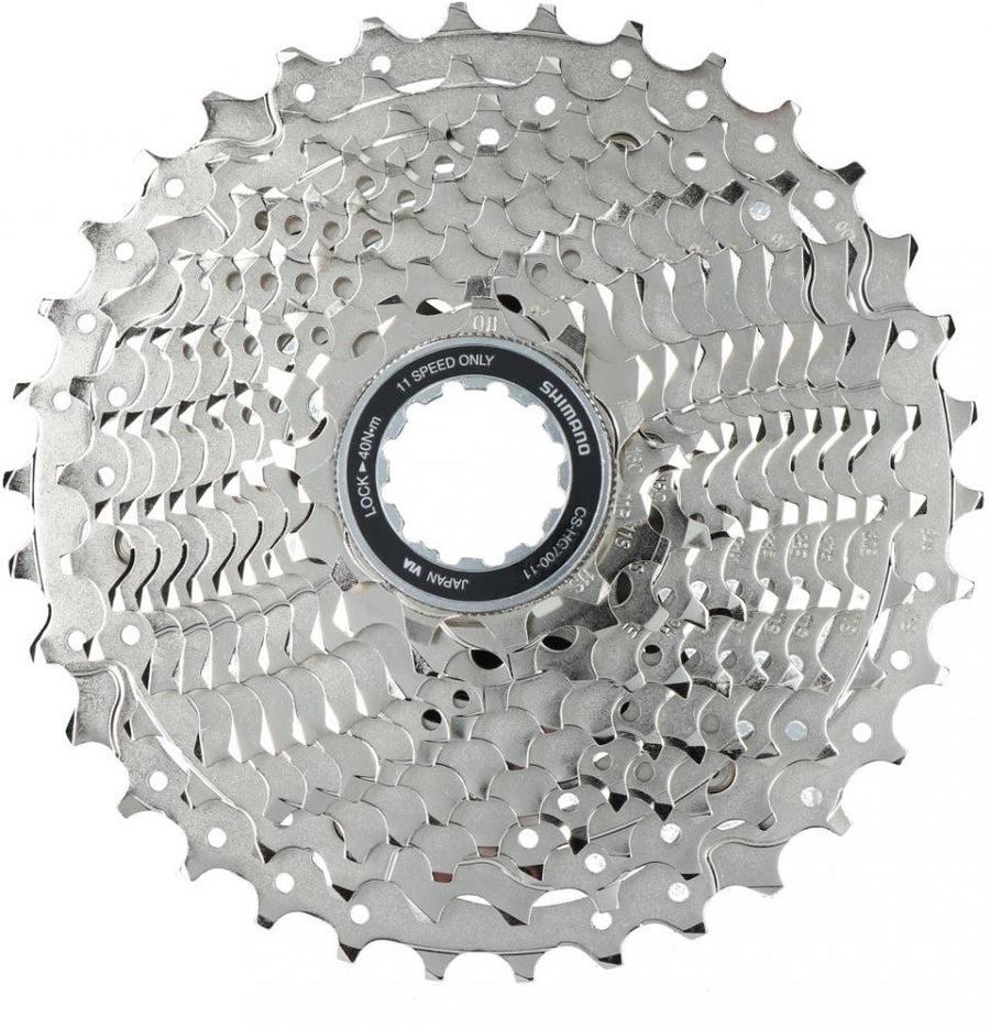 Silberne Shimano CS-HG700 11-fach Fahrradkassette mit 11-34 Zähnen für Rennrad und Gravel.