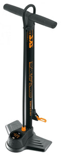 SKS Standpumpe AIR-X-PLORER DIGI 10.0 schwarz mit digitalem LED-Manometer für Fahrräder.