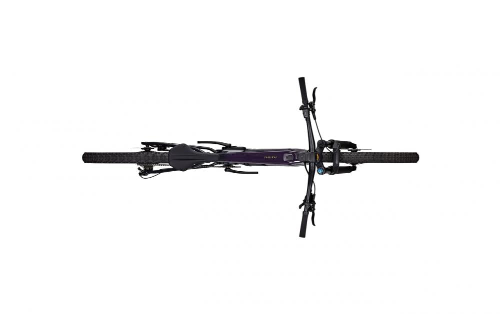 Draufsicht auf das violette Focus JARIFA² 6.7 29DI E-Mountainbike mit 600Wh Akku.