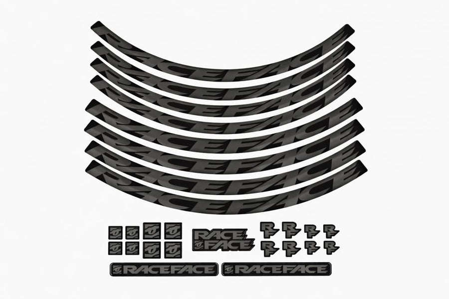 Race Face Next R31 Laufrad Decal Set 29 Zoll schwarz für individuelles Wheel-Design auf weißem Hintergrund.