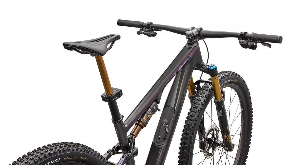 Specialized EPIC 8 SW EVO DI2 Mountain Bike - Carbon/Purple/Liquid Metal Größe M - Mountainbike