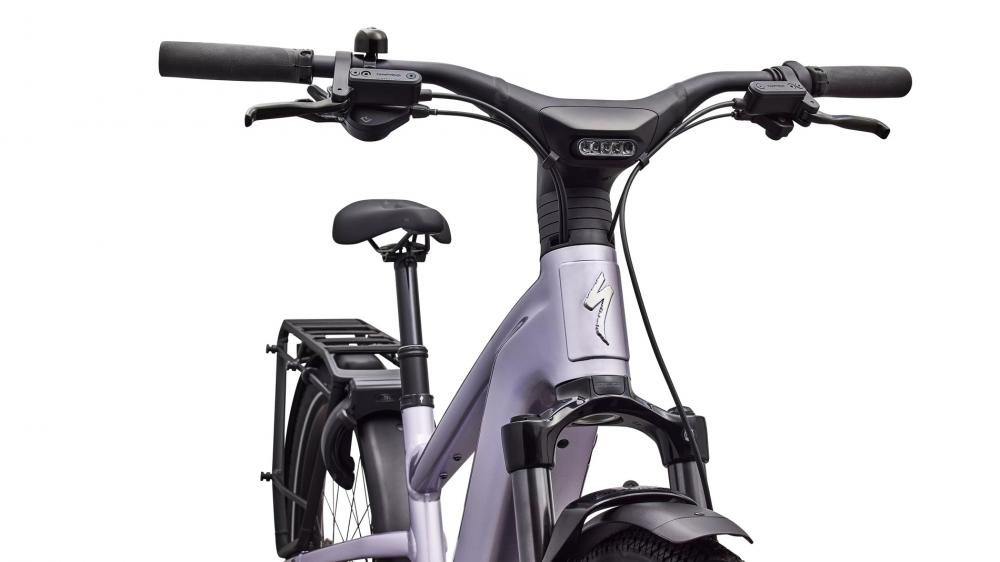 Specialized Turbo Vado 3 5.0 E-Trekkingbike - Größe L, Gloss Amethyst Frost Metallic, 840 Wh, 3.1 Motor