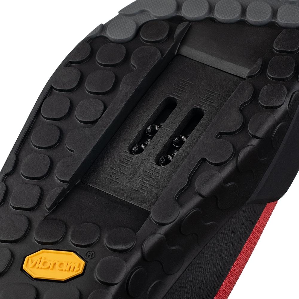 Fizik Gravita Tensor MTB-Schuhe - Größe 44, Red Black, Downhill Enduro, Clipless, Vibram XS Trek Evo, Schnürung und Powerstrap