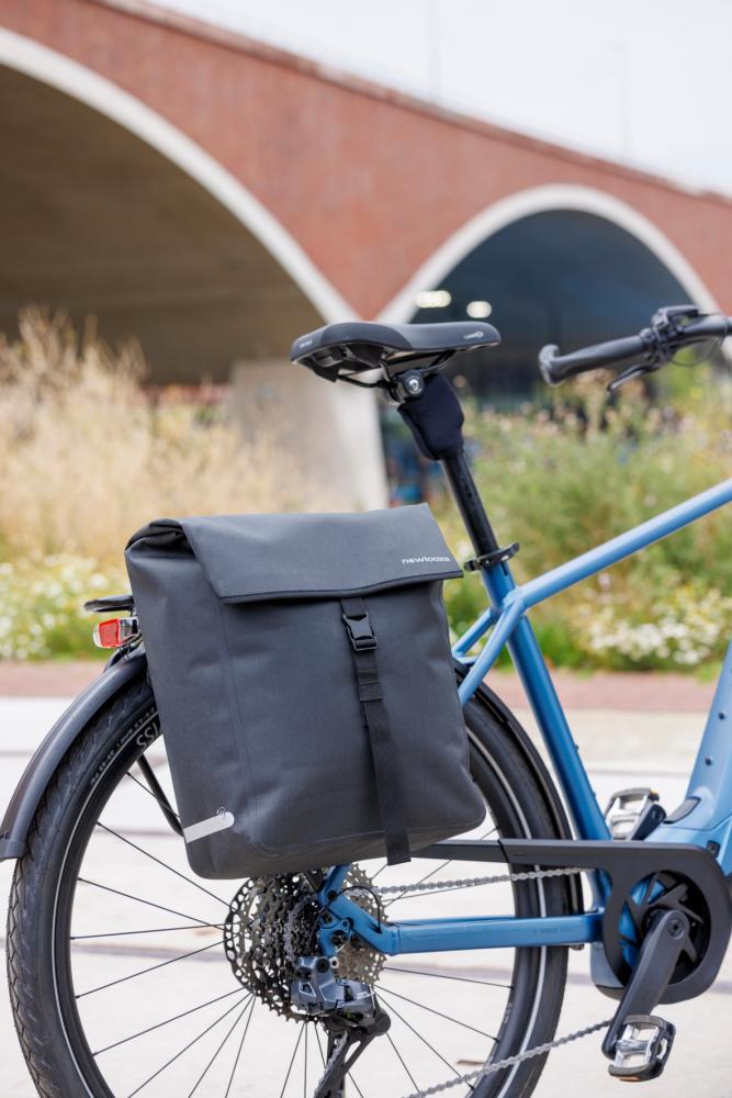 New Looxs Radtasche Hamar Single 17 l - wasserdichte Gepäckträgertasche in moderner Ausführung