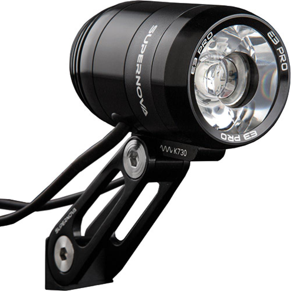 Supernova E3 Pro 2 Dynamoscheinwerfer, schwarz - maximale Sicht und Sicherheit