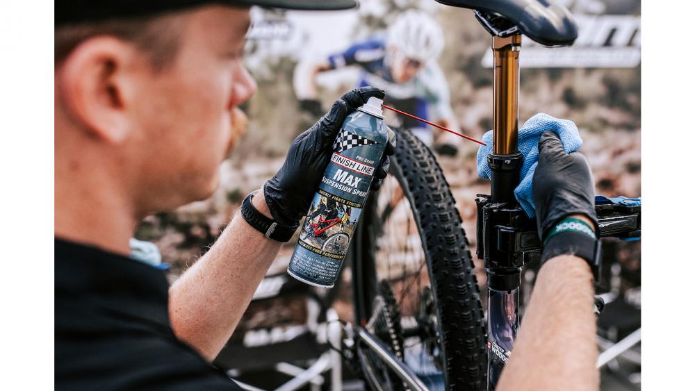 Finish Line Max Federgabel Spray 266ml - Federgabelpflege für MTB, schützt Dichtungen, reduziert Reibung, verlängert Lebensdauer