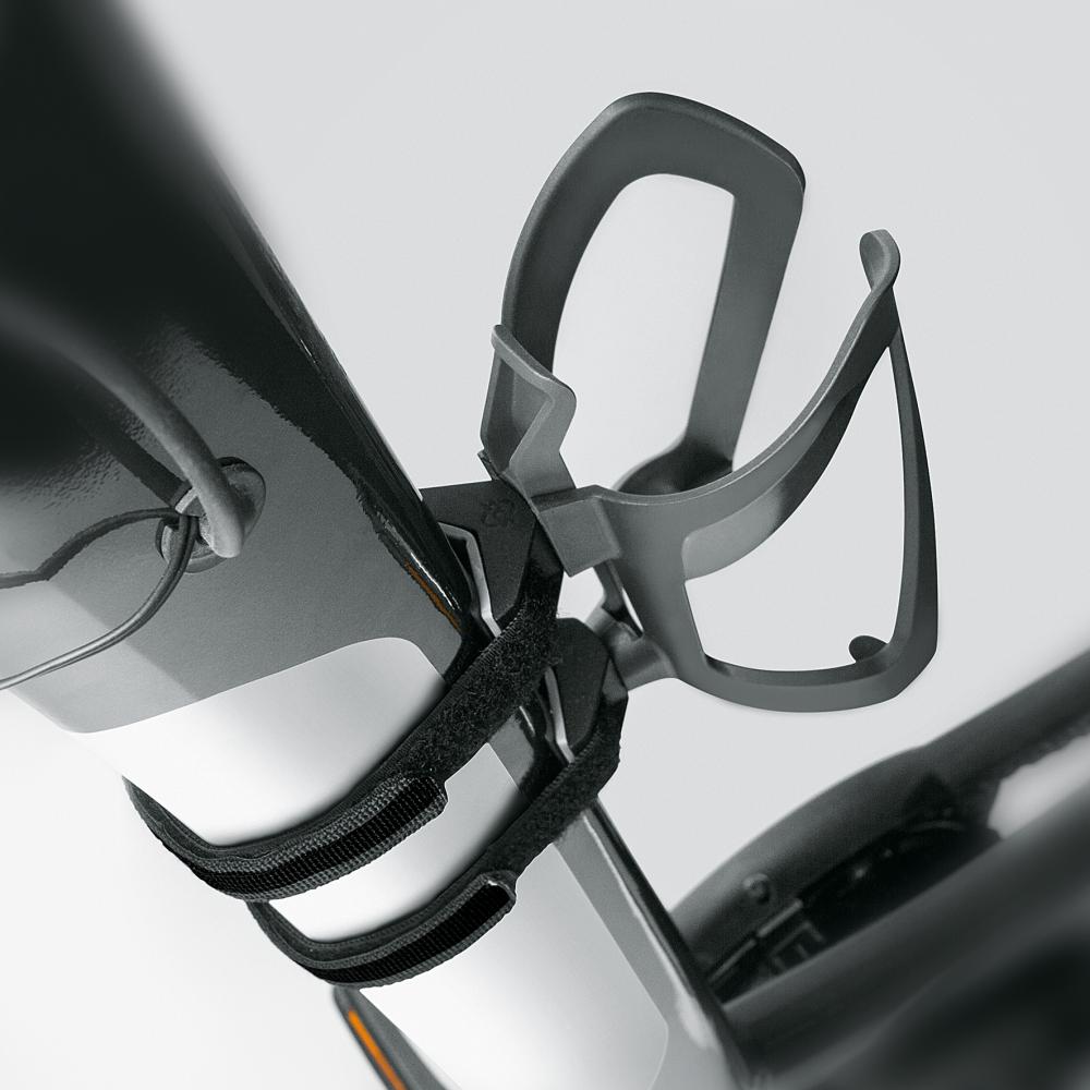 SKS Anywhere Adapter für Flaschenhalter, flexibles Befestigungssystem mit gummierten Klettverschluss-Gurten, passend für Rohre bis 80 mm Durchmesser, ideal für Fahrräder ohne Bohrungen, Farbe: Schwarz